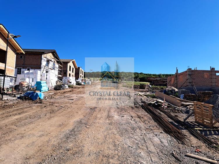 Case în sistem DUPLEX, 3 sau 4 camere + teren 350 mp -  zona Livezeni - 10