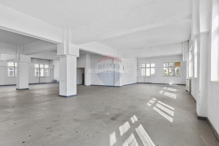 Cladire unica cu destinatii multiple de vanzare Ultracentral Arad - 16