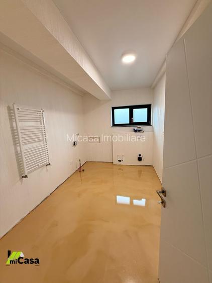 Casă cu 6 camere, în Șendreni - 22