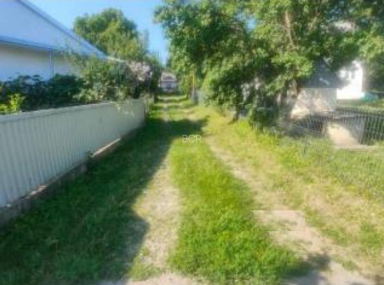 Teren intravilan 1.800 mp - 4