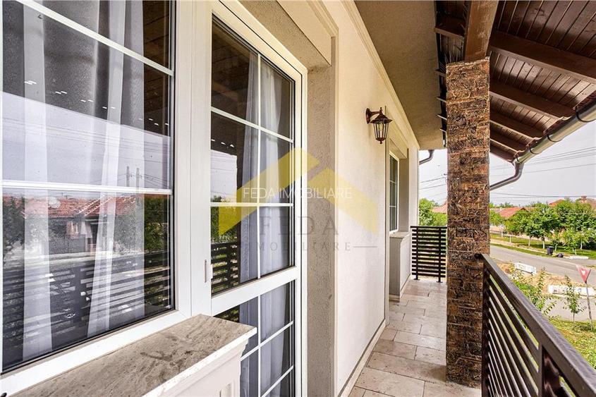 Casa noua de vanzare orasul Ineu - 24