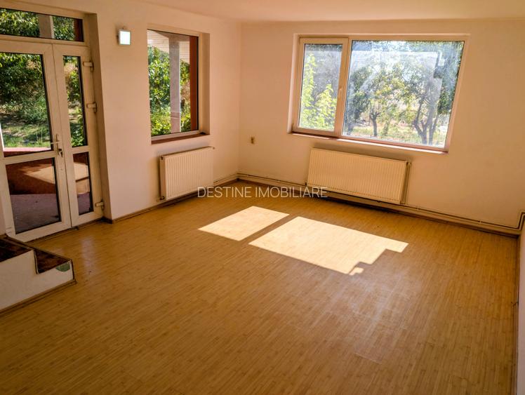 Casa individuala 5 camere P+M 196 mpt + 1200 mp teren asfalt - Horlesti (Rediu) - 7