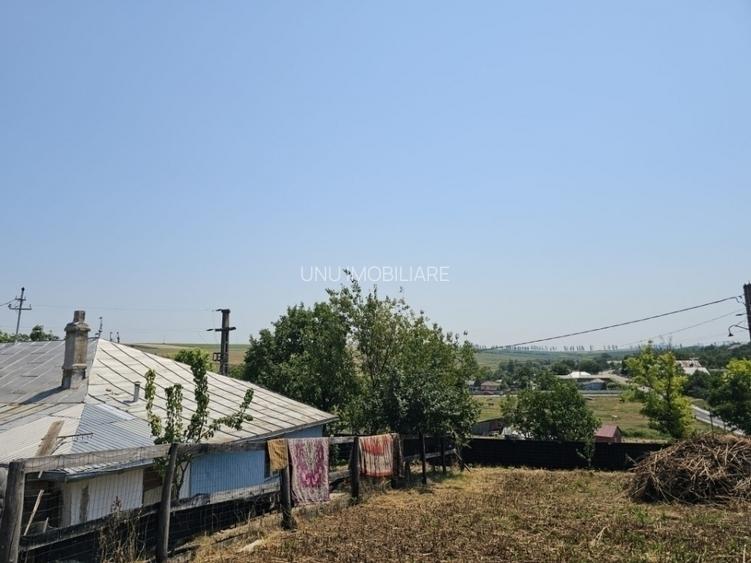 Teren cu casa batraneasca  1000mp asfalt Bogdanesti - 2