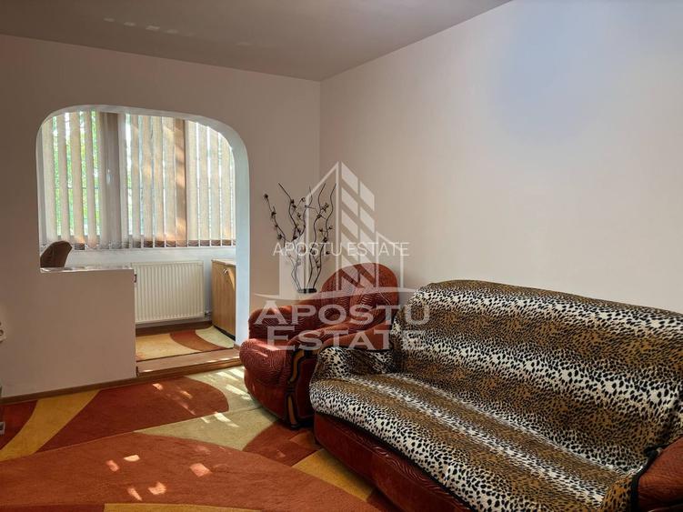 Apartament cu doua camere, centrala proprie, zona Lipovei - 2