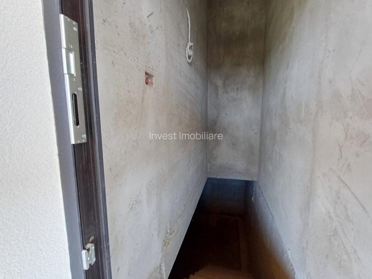 CASA 4 CAMERE , BECI , VALEA ADANCA 5 DRUMURI - 16