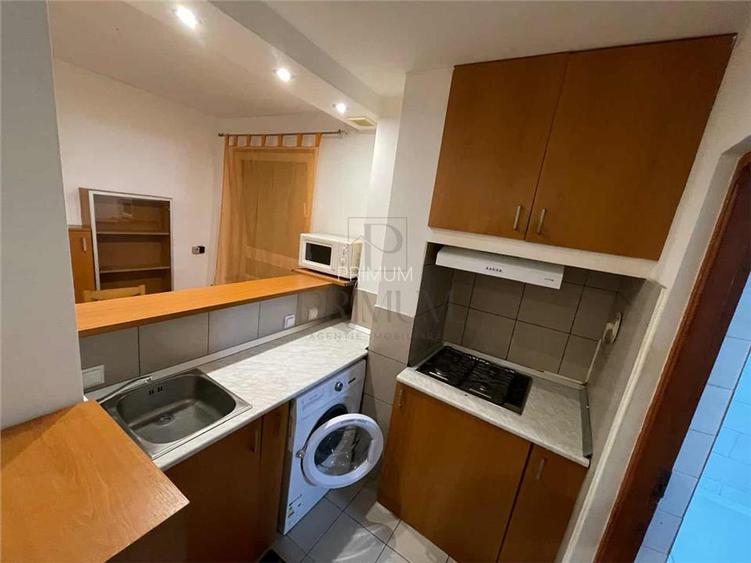 Apartament 1 camera - Decomandat - Mobilat și Utilat - Zona Centru - 3