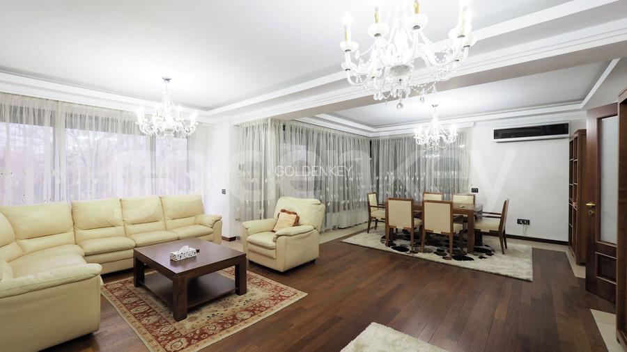 Vedere parc | Apartament spatios cu 4 camere, 3 bai | 240mpc - 2