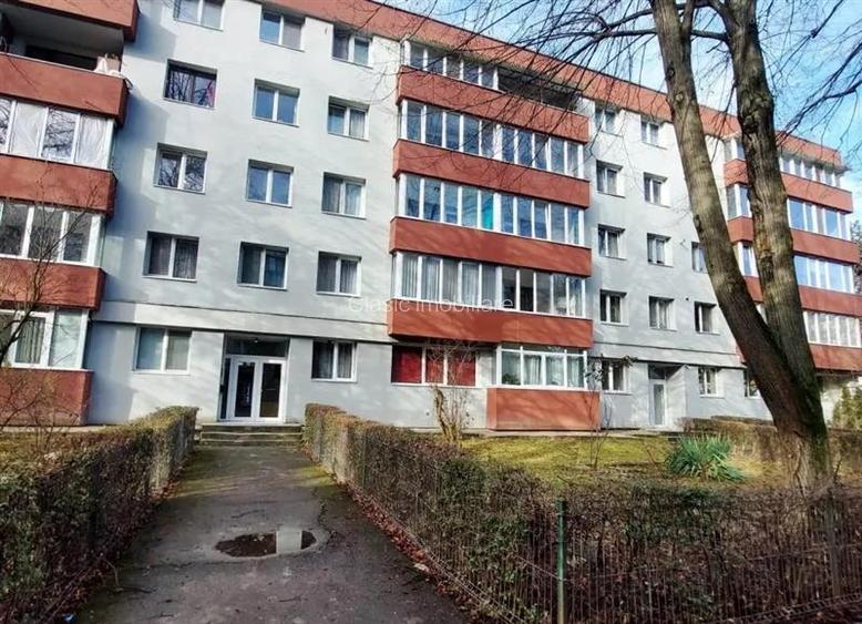 Vanzare apartament 3 camere decomandat Gheorgheni zona Hotel Royal, Cluj-Napoca - 8