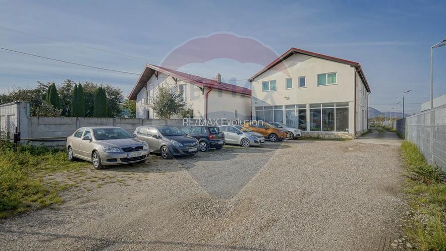 Spațiu comercial de 520mp de închiriat în zona Uzina 2 - 32