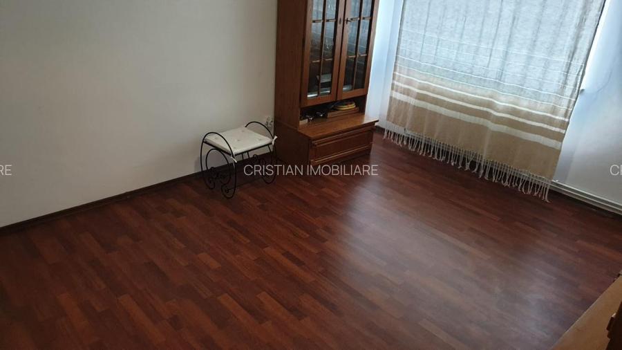 Foarte Spatios! 4 camere Confort 1 decomandat, 91 mp, Calarasi - Bariera - 3