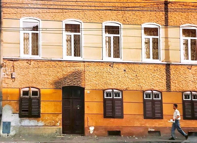 Nivel in vila, curte deosebita, priveliste, Central, Brasov - 53