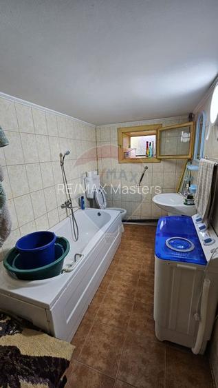 Casă / Vilă cu 3 camere de vânzare-Cacica-Suceava - 15