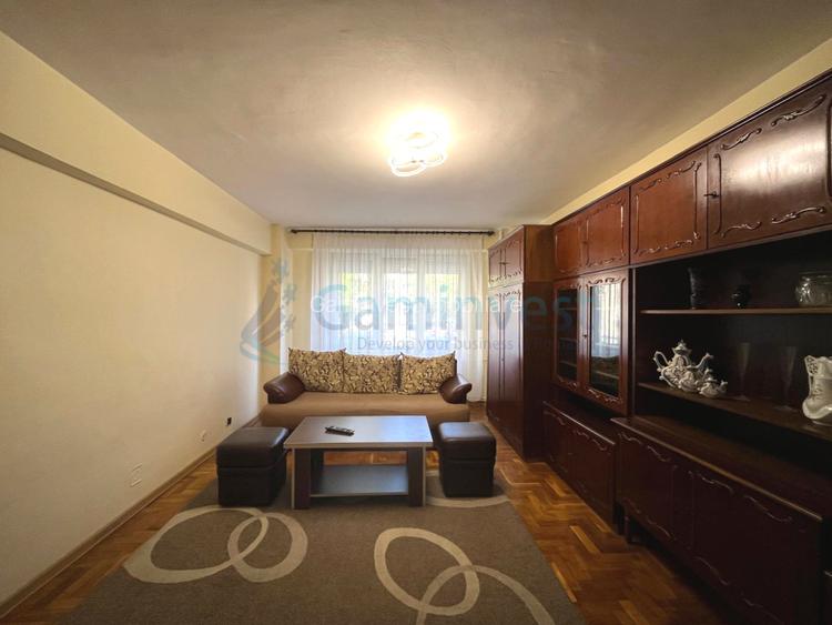 Apartament de vanzare in Oradea cu 4 camere zona Decebal - 2