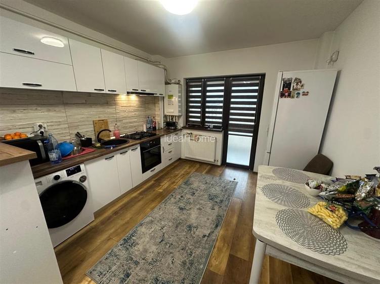 Cug - 3 Camere   - Boxa -Loc De Parcare - 2