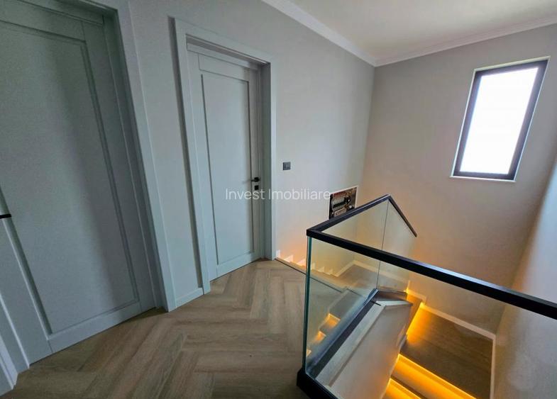 CASA CU 4 CAMERE, 2 BAI , COMPLEX PREMIUM CU ACCES PRIVAT !!! IASI - 12