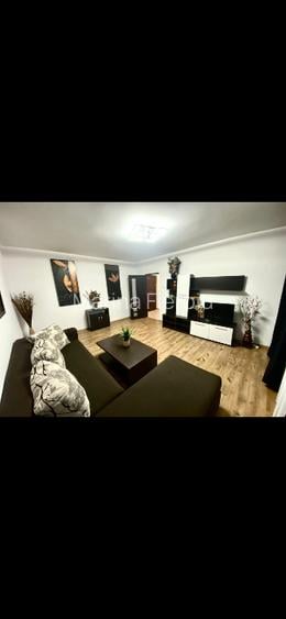 Apartament de închiriat  - 4