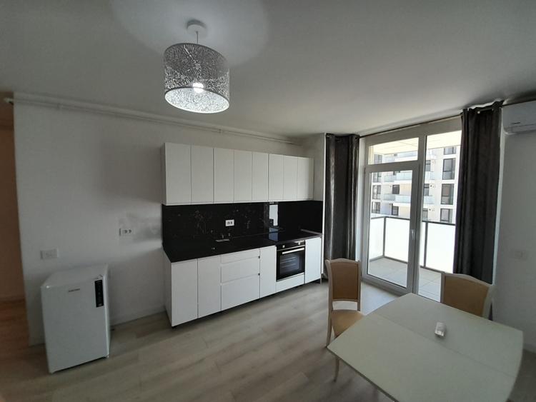Apartament 2 camere cu loc de parcare, zona Cetatii