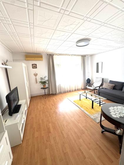 Inchiriere 3 camere Sebastian cu centrala proprie