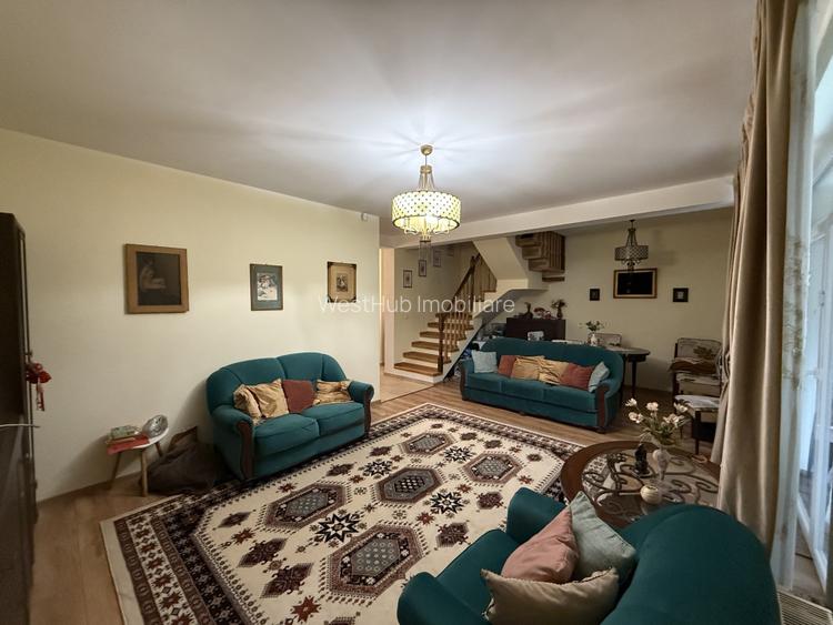 Triplex, 4 camere, 230mp utili, 335mp teren, mobilat  -Dumbravita - 2