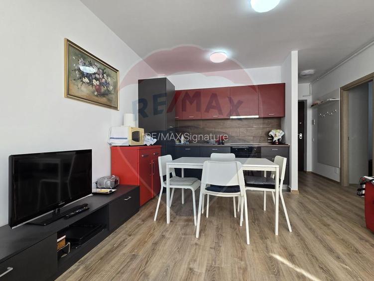 DE VANZARE Apartament cu 3 camere CLUB LAC SNAGOV - 6