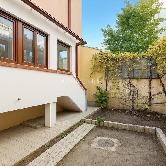 Refugiu interbelic cu 3 camere - 90 mp utili - Curte interioară - 16