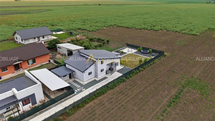 CASĂ INDIVIDUALĂ - 117mp + 22.75mp terasa - TEREN 755mp - 185.000€ - 3