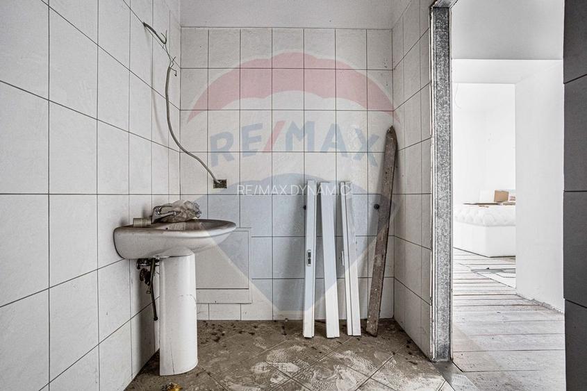Apartament ultracentral 62 mp cu 2 ferestre spre bulevard - 9