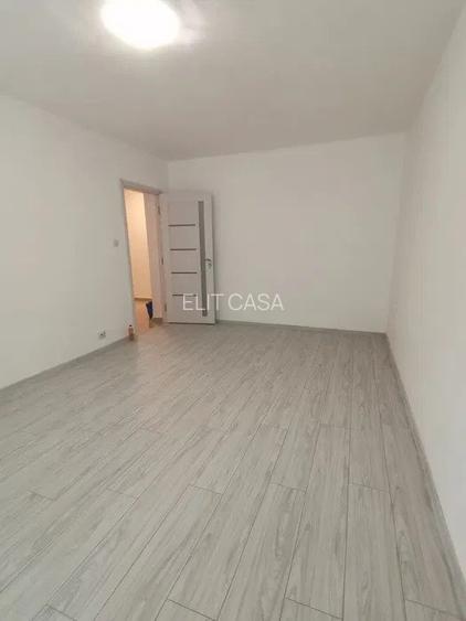 Apartament 2 camere, decomandat, zona Tatarasi - 2