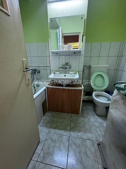 Apartament 2camere decomandat-zona Capitol - 7
