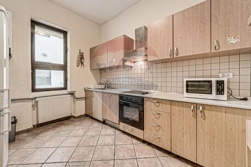 Apartament cu 4 camere de vânzare în zona Ultracentral - 5