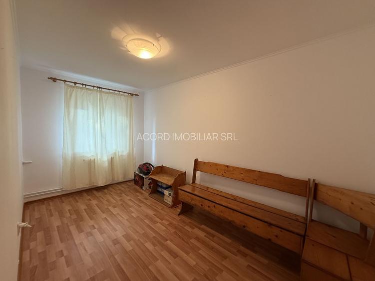 Ultracentral liceul Pedagogic-  apartament 4 camere decomandat - 11