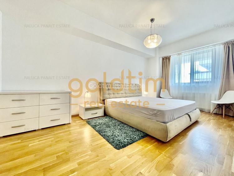 NOU/SUPERB/ SCOALA AMERICANA - 22