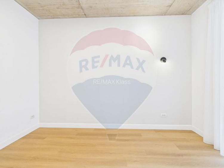 Vila luminoasa cu 4 camere si panouri solare in Amber FOREST Tunari - 32