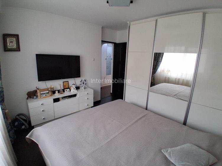 CANTA MOARA DE FOC 2 CAMERE DECOMANDAT ET.2 RENOVAT SI MOBILAT COD 162091 - 9