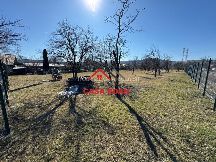 Teren 1306mp in Cornu--60.076e - 2