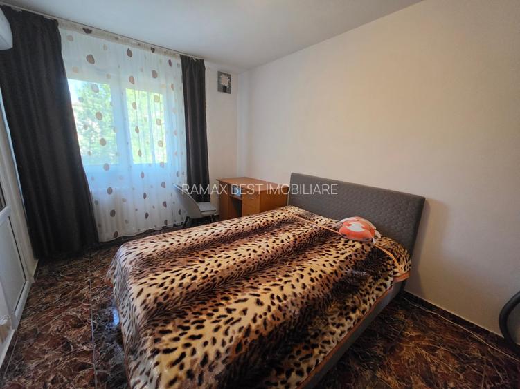 Titan, 15 minute metrou, strada Postavarul intersectie Tudor Ion,5 minute Auchan - 13