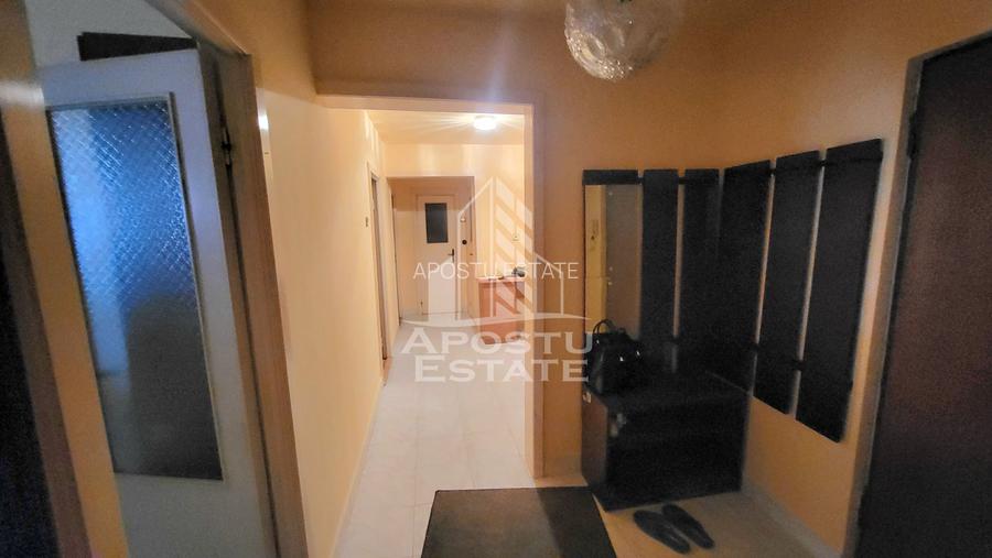Apartament decomandat,3 camere,etaj 1 Torontalului - 7