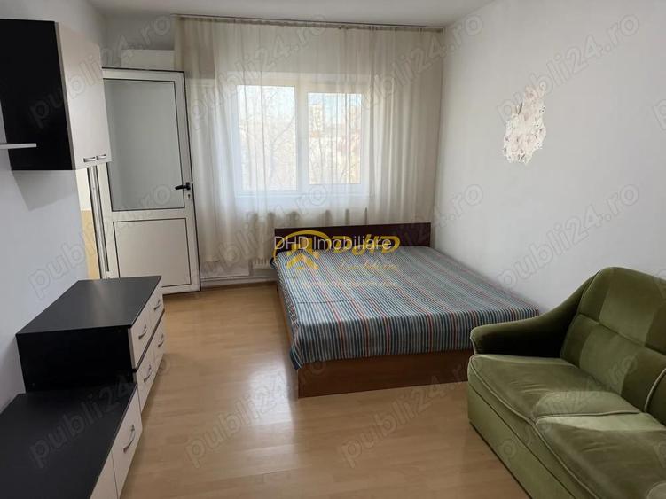 Apartament cu 3 camere decomandate, zona Dacia. - 2