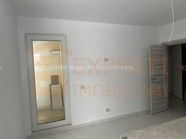 Garsoniera finisata Mamaia Nord, la 30 m de promenada - 12