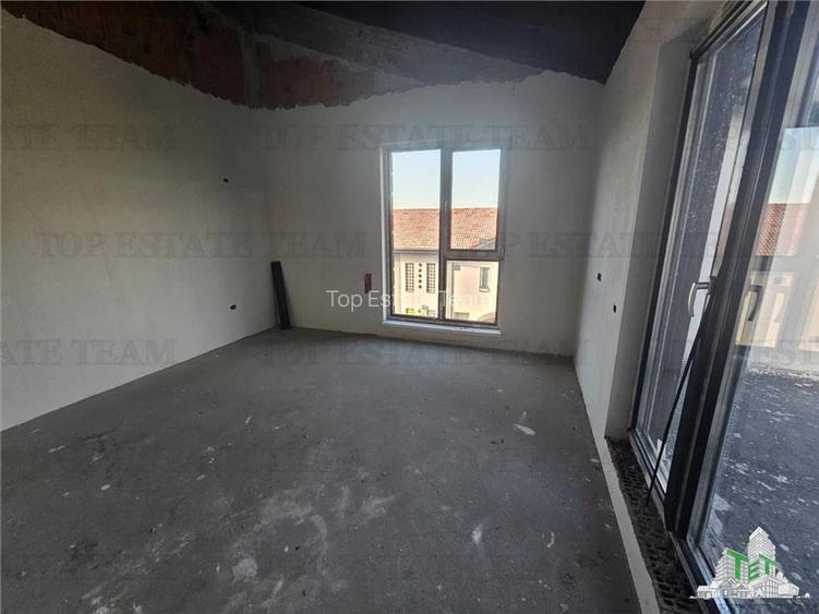 Vila lux 4 camere (179mp totali) - Iuliu Maniu/sector 6 - 7