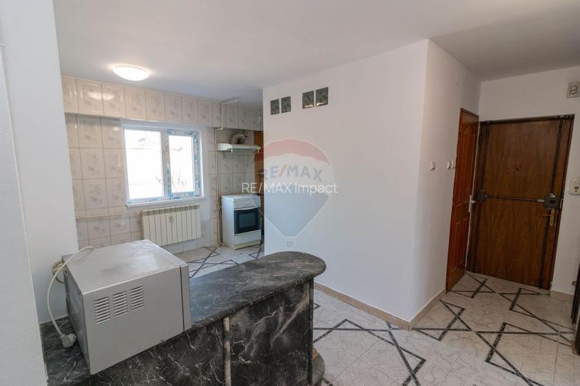 Apartament cu 3 camere de inchiriat in zona Unirii, Corneliu Coposu 7 - 8