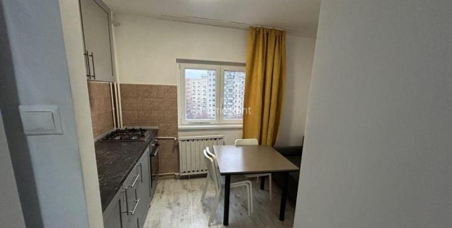 GARSONIERA DE INCHIRIAT VITAN MALL - 4