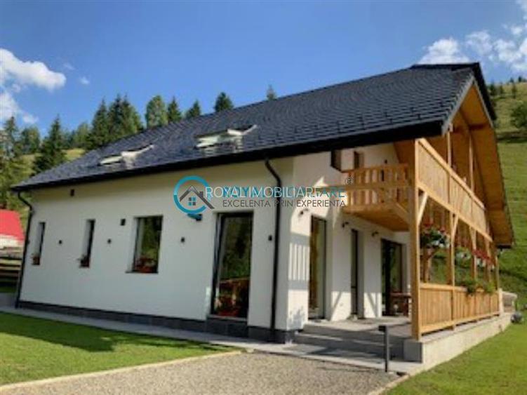 Royal Imobiliare - Vanzare vila/pensiune in zona Harghita - 2