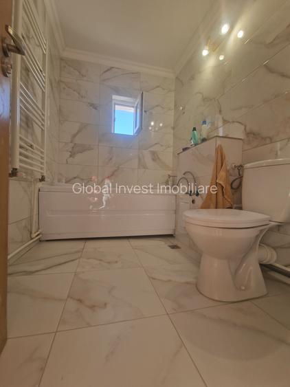 Navodari (Sud)- 2 camere decomandate, centrala gaze, liber -65.000euro - 17