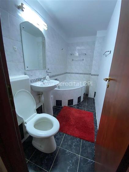 Vânzare apartament cu trei camere zona Sebastian/13 Septembrie - 8