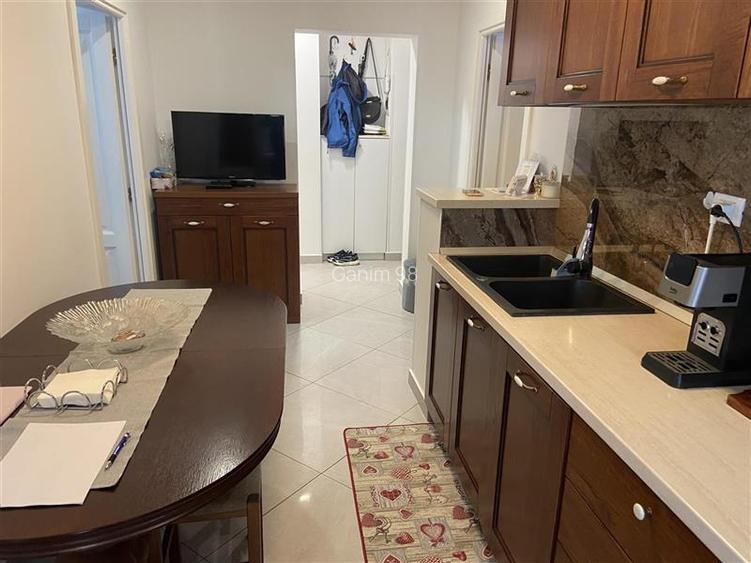 Apartament 2 camere ,54 mp, zona Mausoleu Sud - supermarket Paco , renovat compl - 4