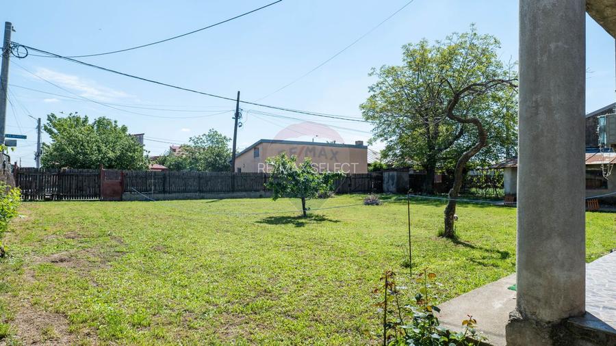 Casă / Vilă cu 3 camere de vânzare - 26