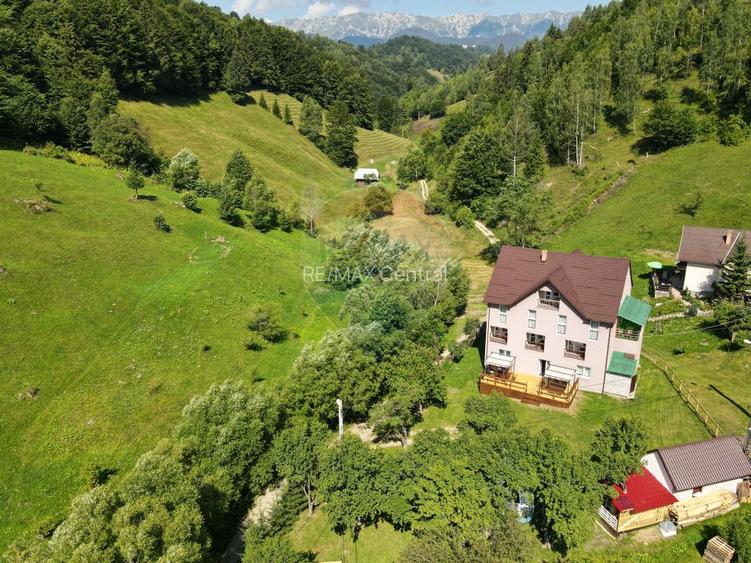 Pensiune în Moieciu de Jos, investiție cu potențial turistic ridicat! - 12