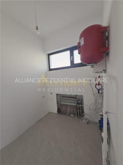 Casa parter - 4 camere - 2 bai - incalzire pardoseal?- 408 mp teren - 4