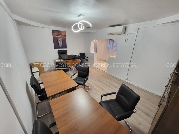 Spatiu de Birouri-Acces pietonal-Spitalul Judetean-5 Camere-Vitrina 12 M- 131 MP - 16